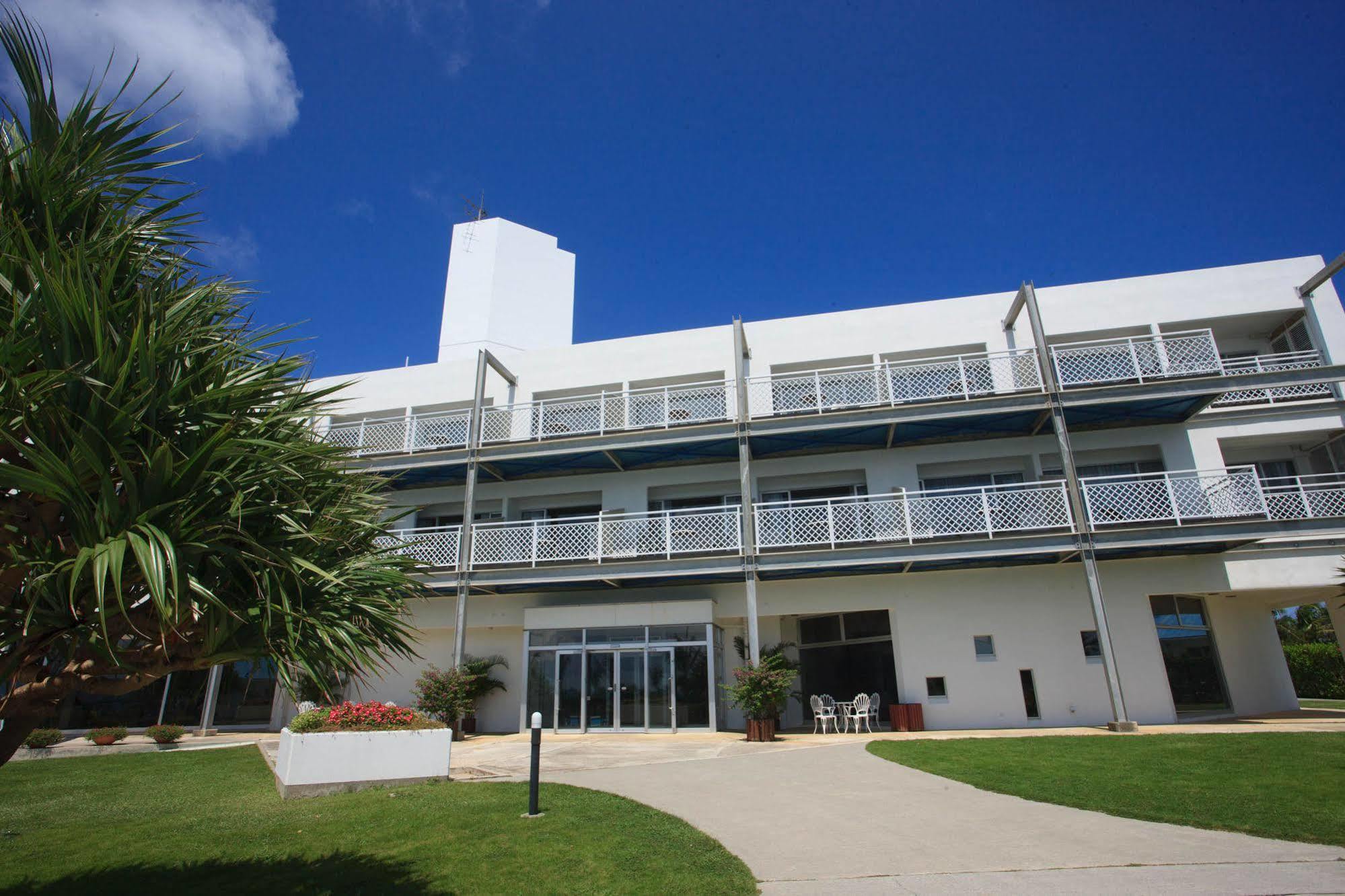 Yyy Club Ie Resort Ie Exterior photo