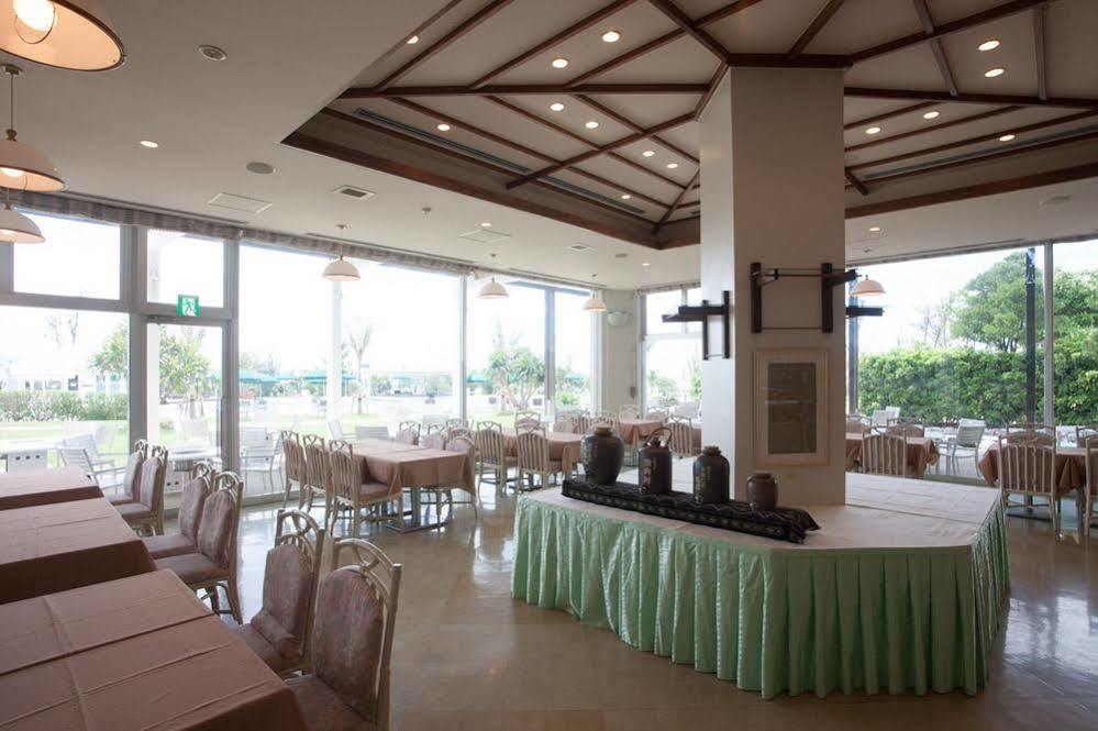Yyy Club Ie Resort Ie Exterior photo