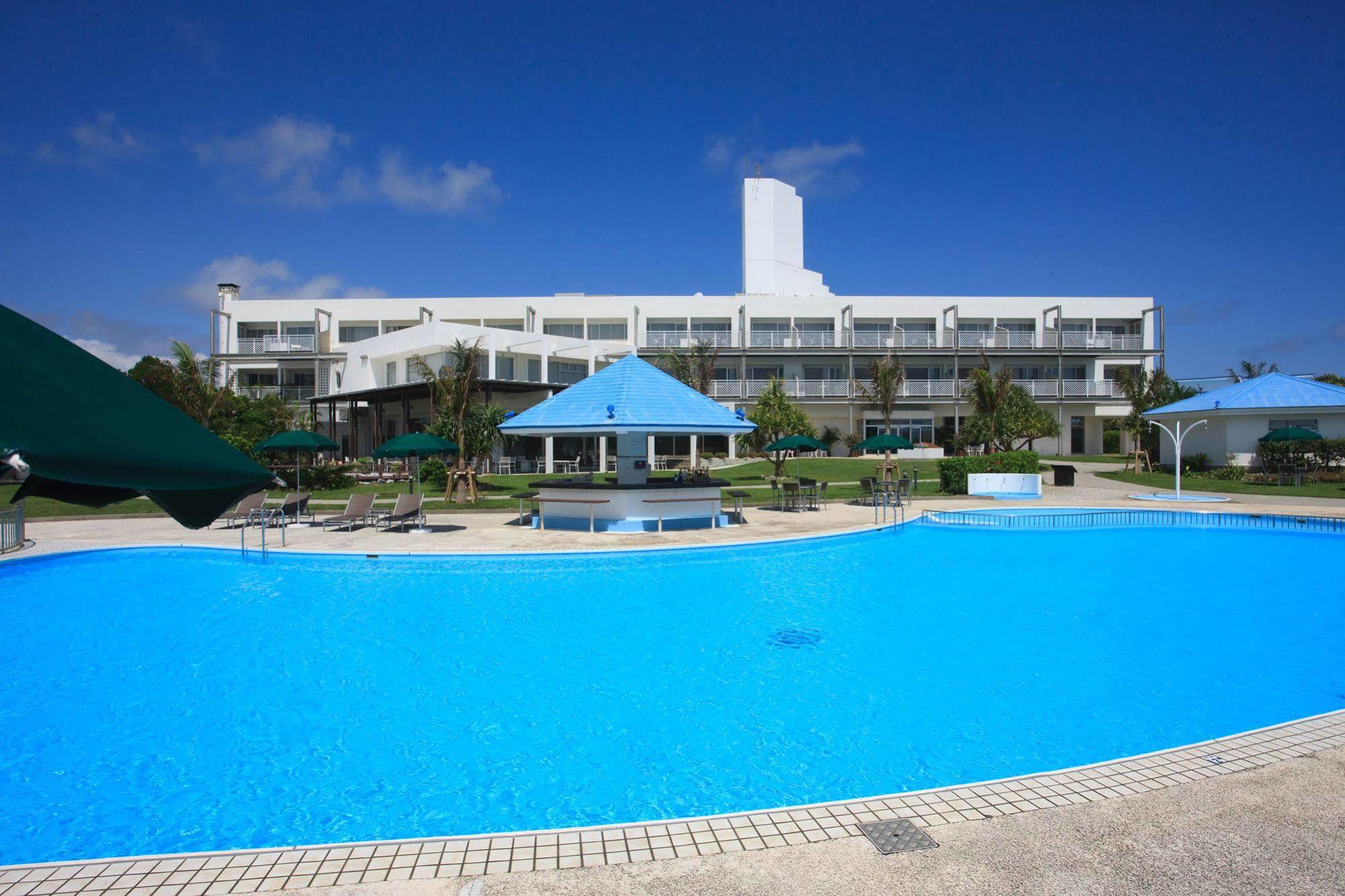 Yyy Club Ie Resort Ie Exterior photo