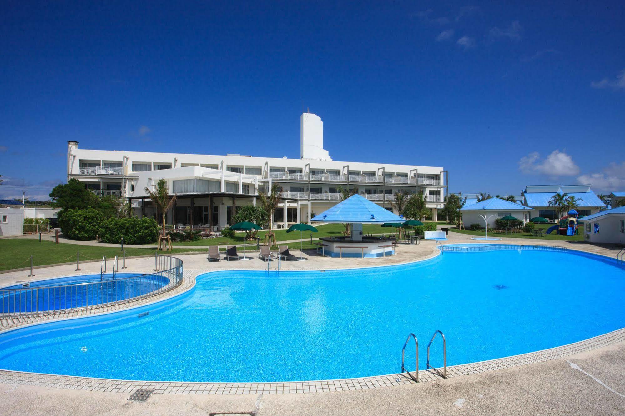 Yyy Club Ie Resort Ie Exterior photo